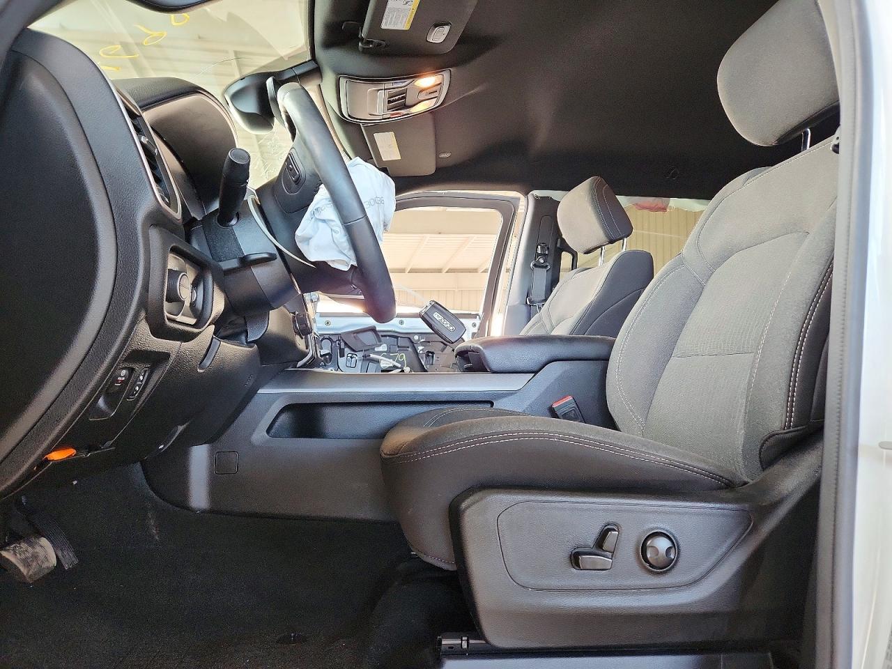 2023 Ram 1500 Big Horn - Image 7