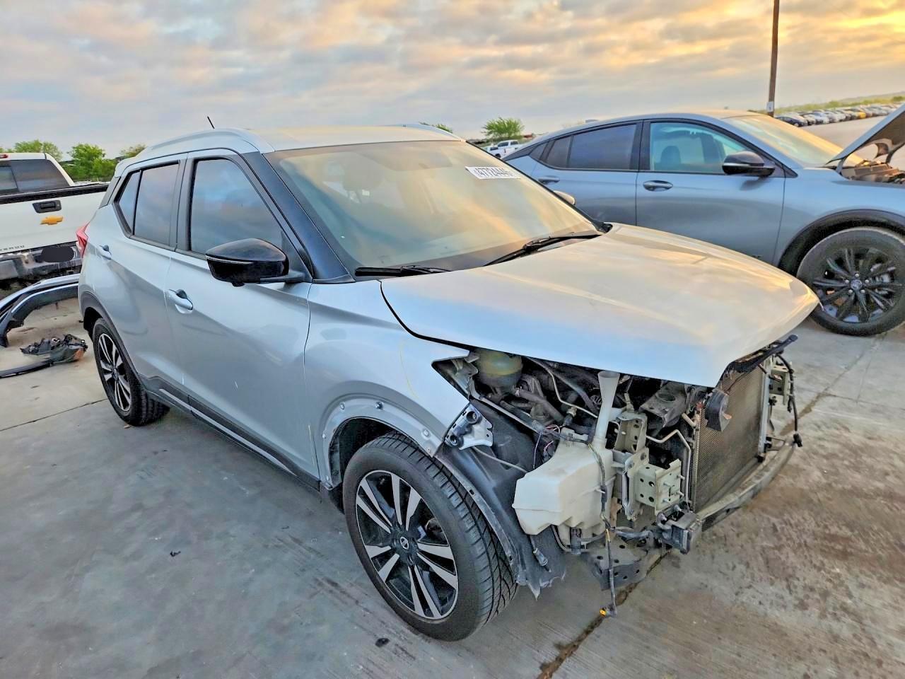 2018 Nissan Kicks Sr - Фото 4