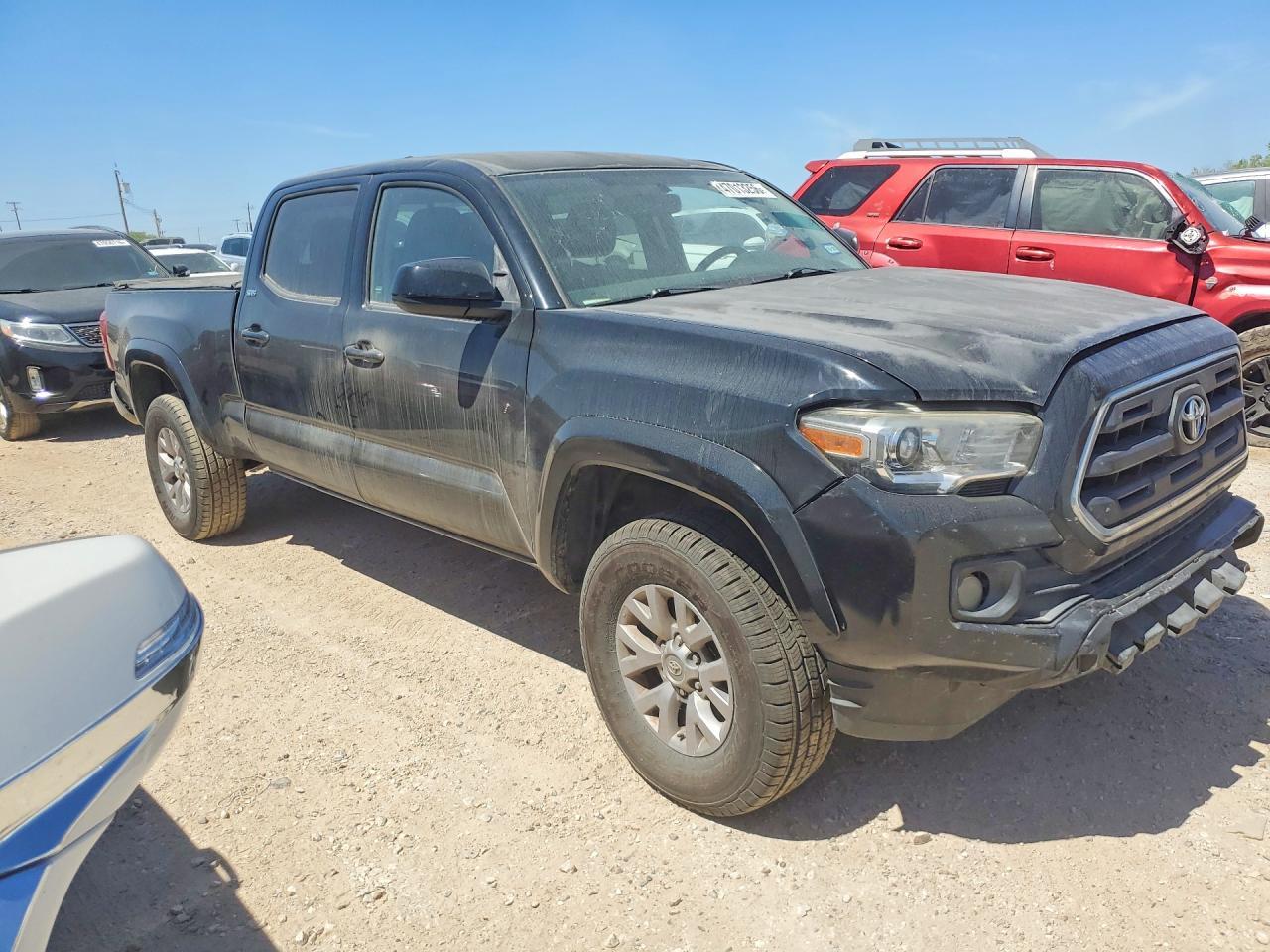 2017 Toyota Tacoma - Image 4