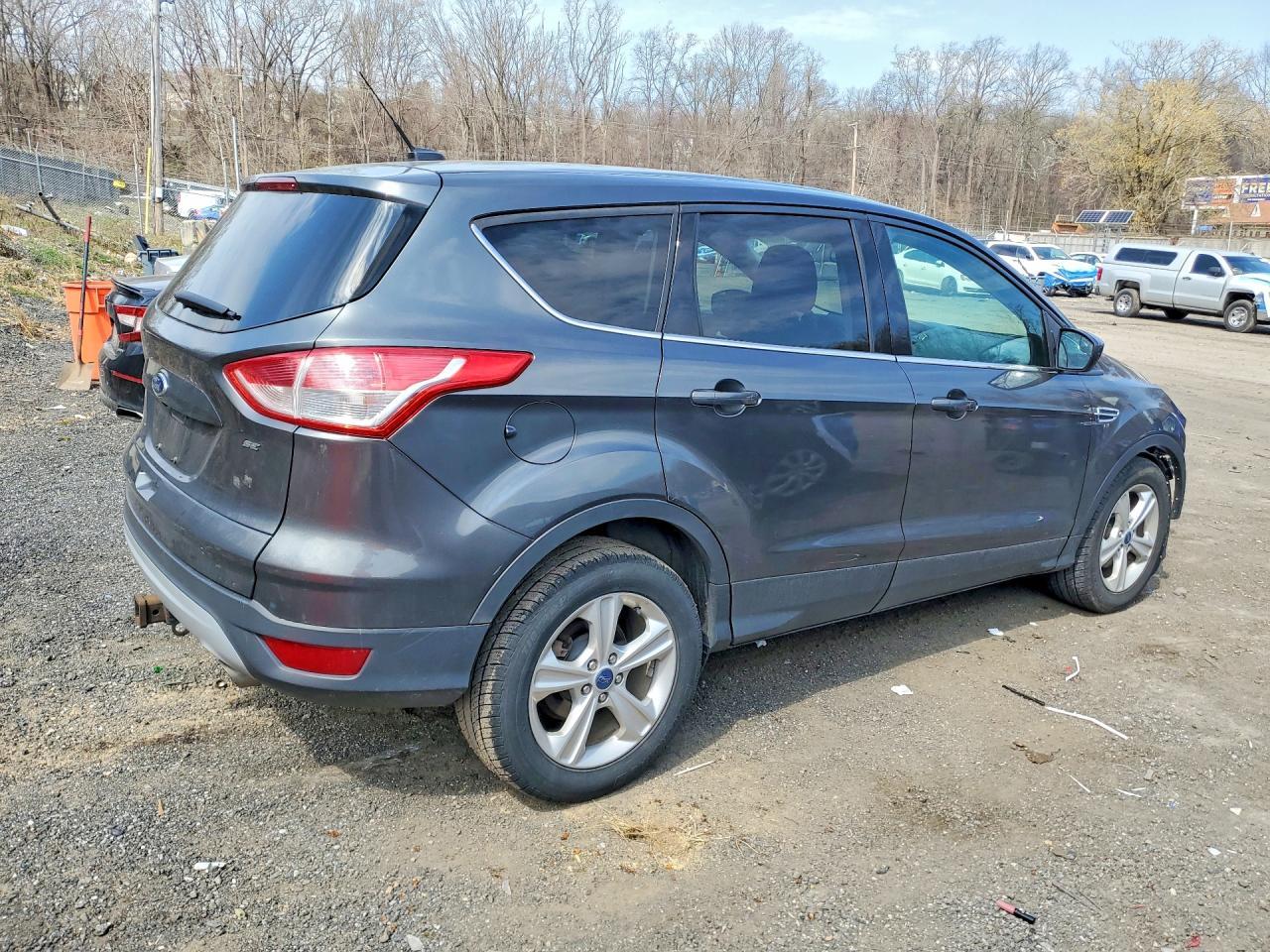2015 Ford Escape Se - Фото 3