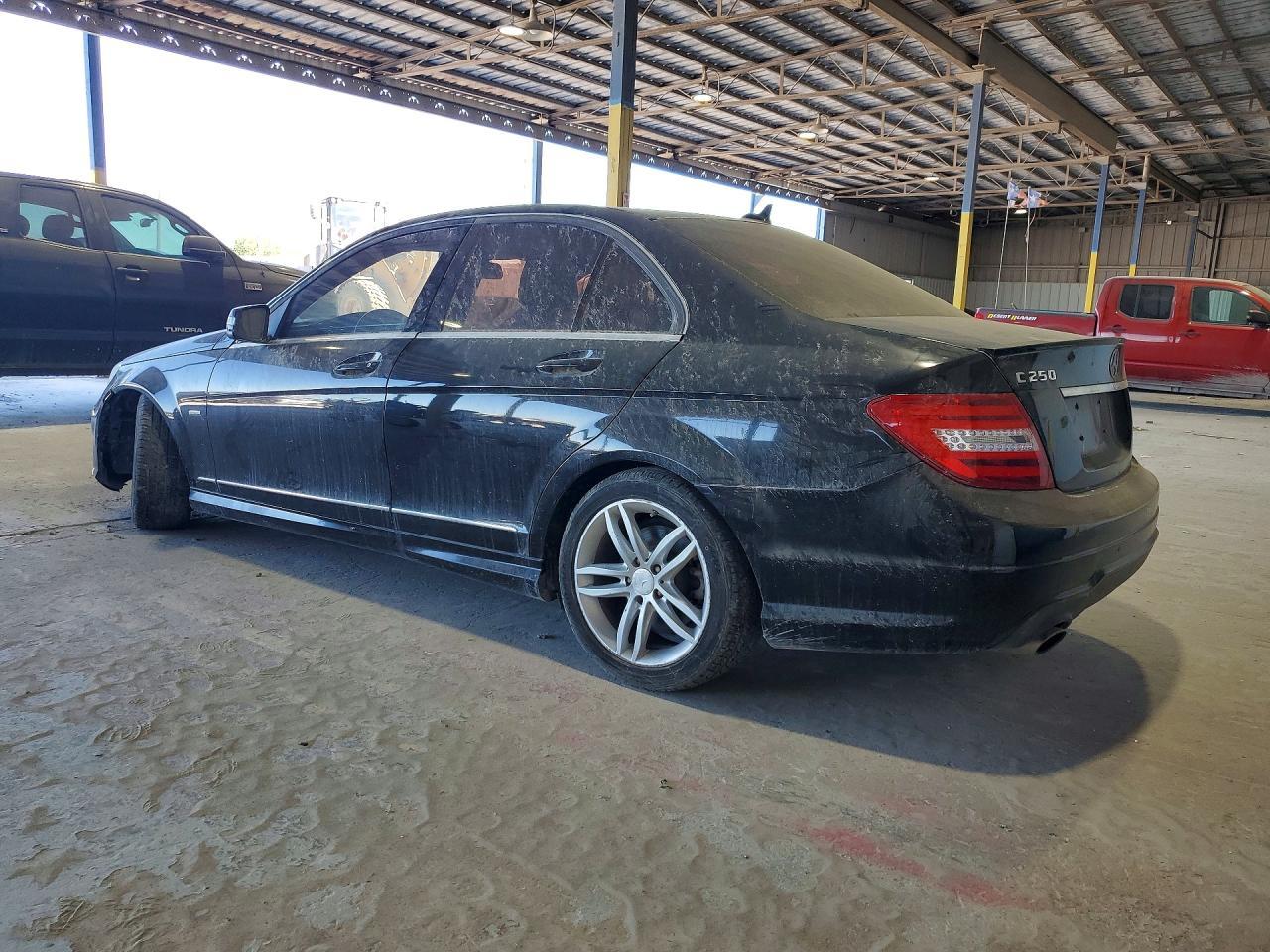 2012 Mercedes-Benz C 250 - Фото 2