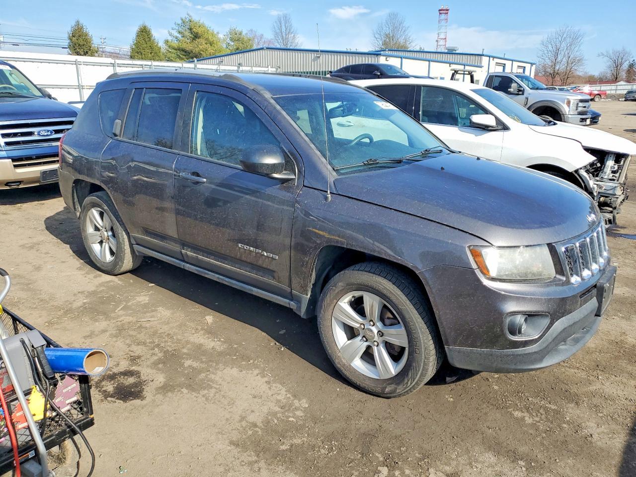 2016 Jeep Compass Sport - Фото 4