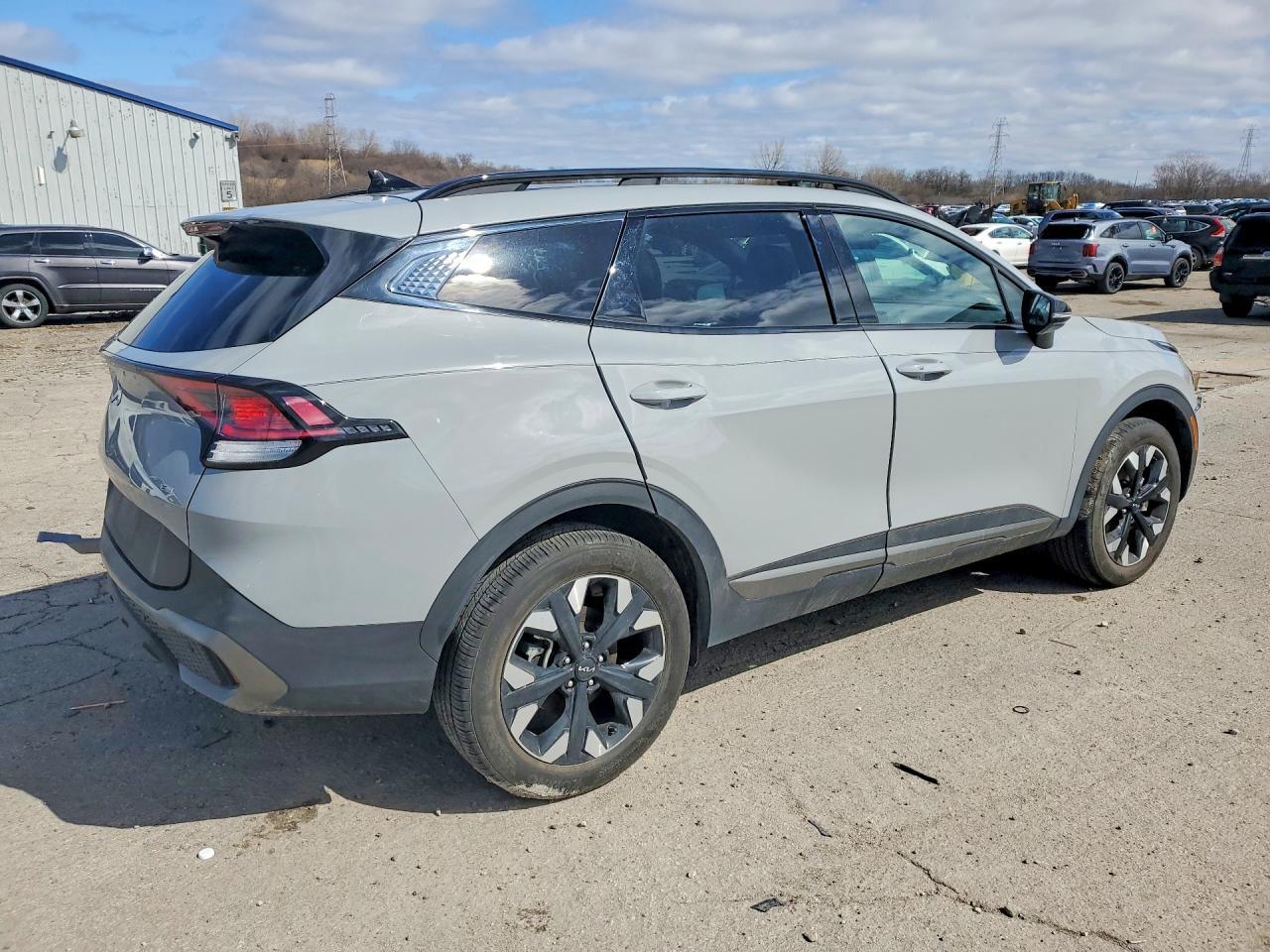 2024 Kia Sportage X-Line - Фото 3