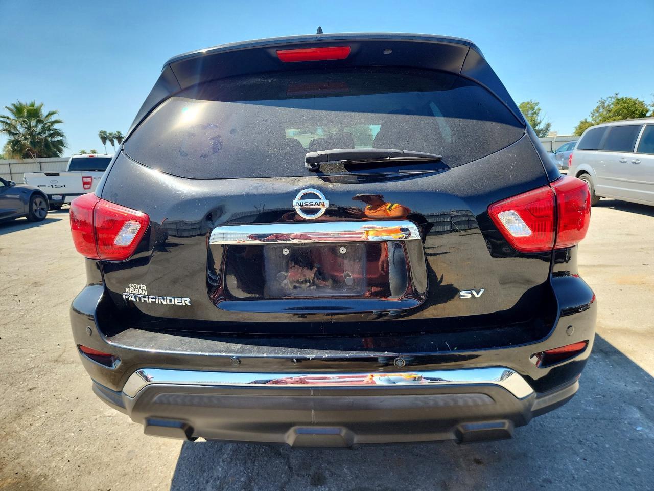 2019 Nissan Pathfinder Sv - Image 6