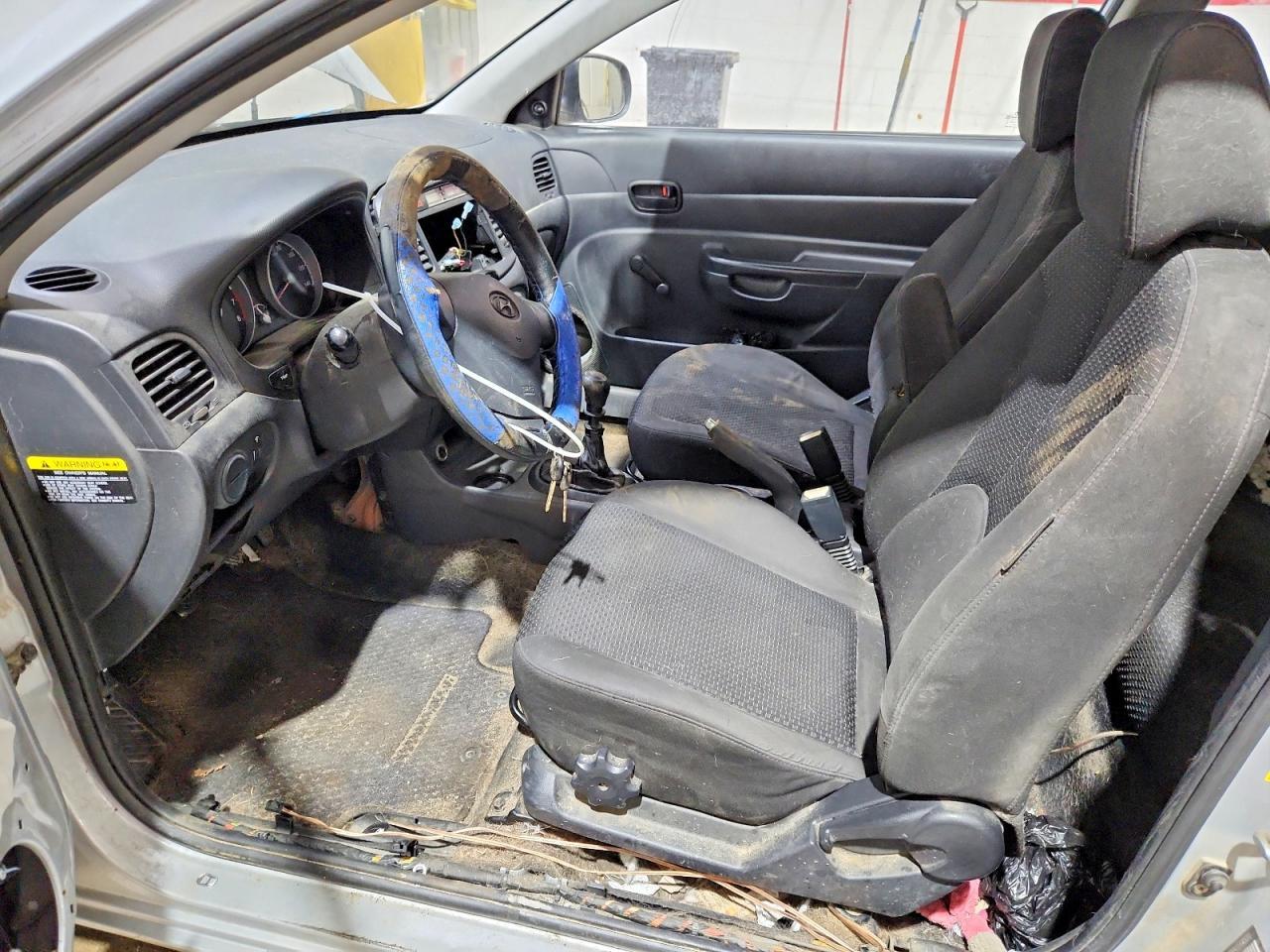 2010 Hyundai Accent Blue - Фото 7