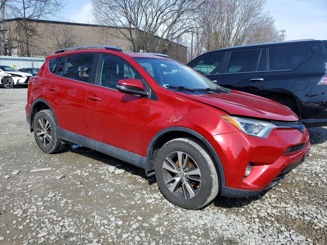 2017 Toyota Rav4 Xle - Image 4