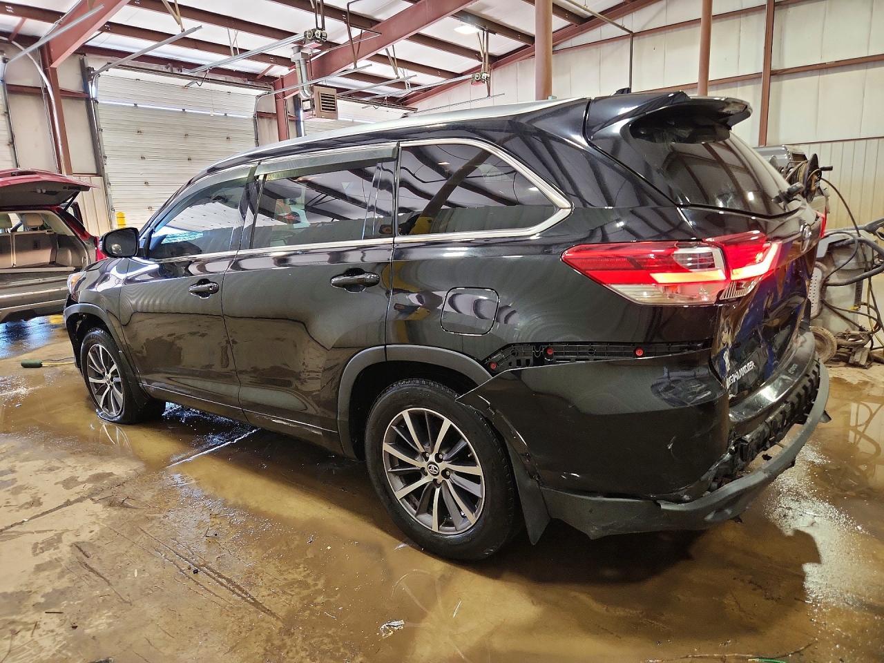 2018 Toyota Highlander Xle - Фото 2