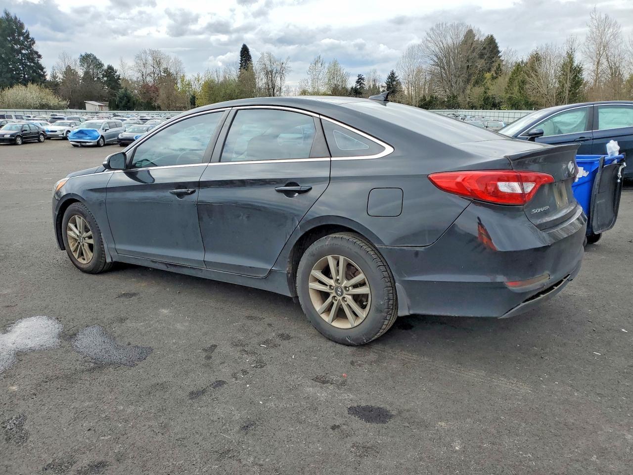 2016 Hyundai Sonata Eco - Image 2