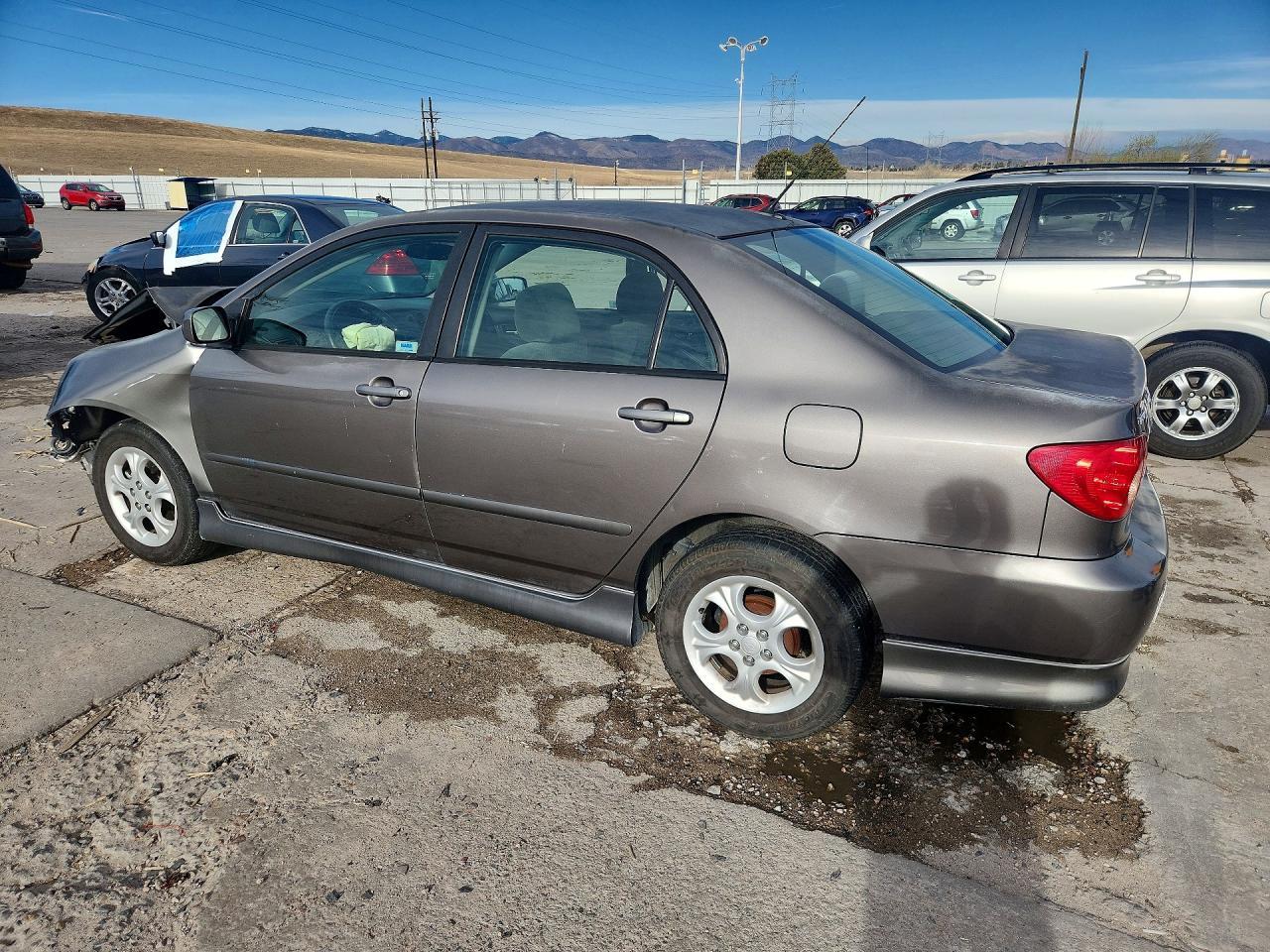 2005 Toyota Corolla S - Фото 2
