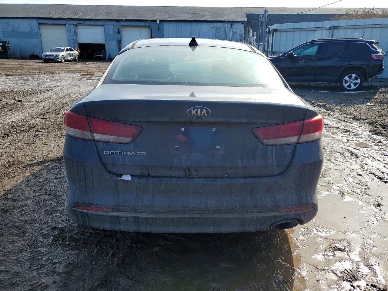 2017 Kia Optima Lx - Image 6