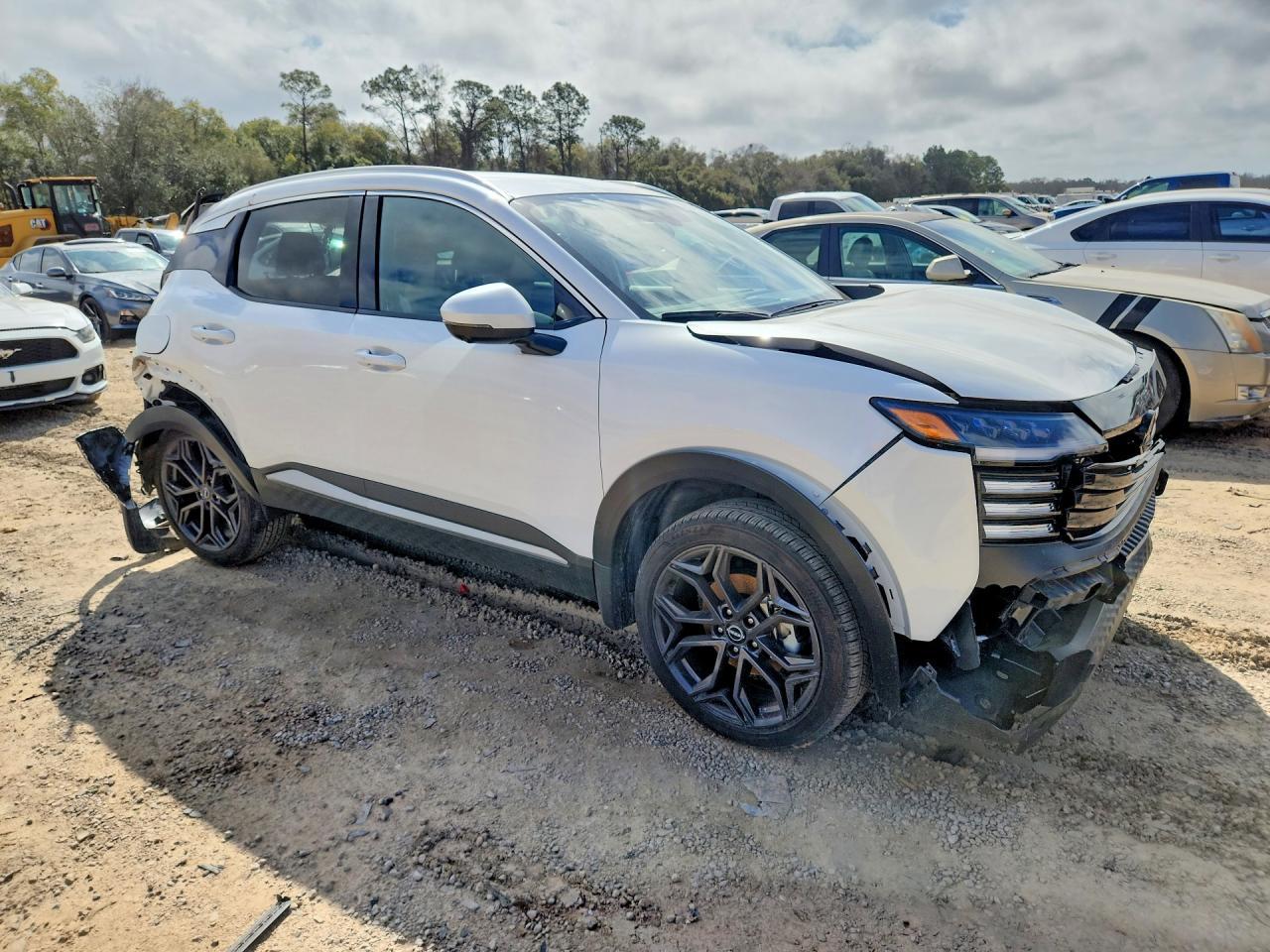 2025 Nissan Kicks Sr - Фото 4