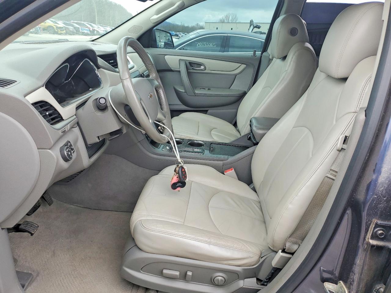 2013 Chevrolet Traverse Lt - Image 7