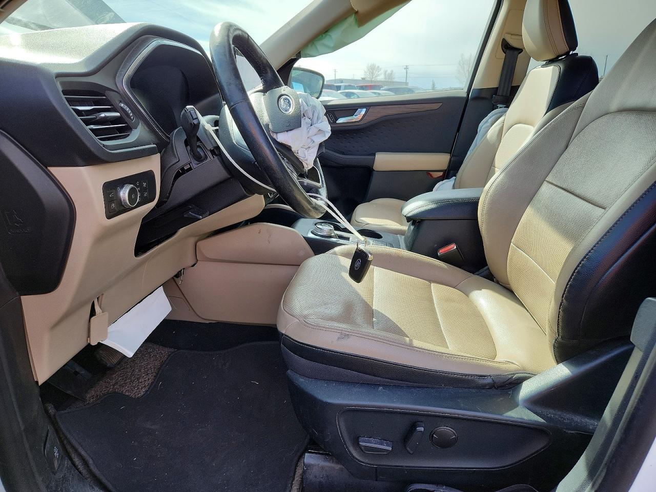 2020 Ford Escape Titanium - Image 7
