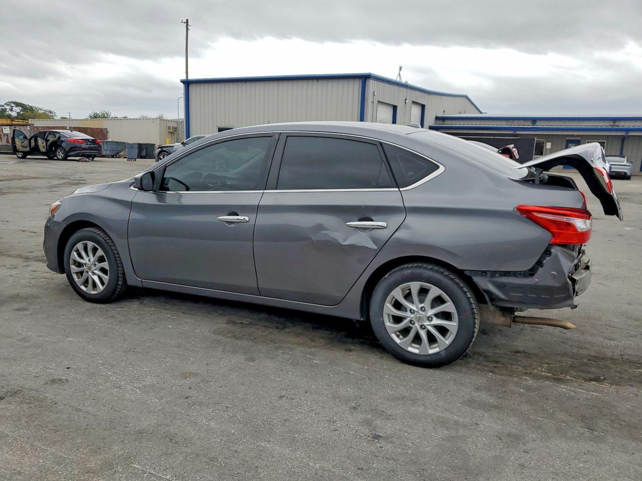 2019 Nissan Sentra Sv - Image 2
