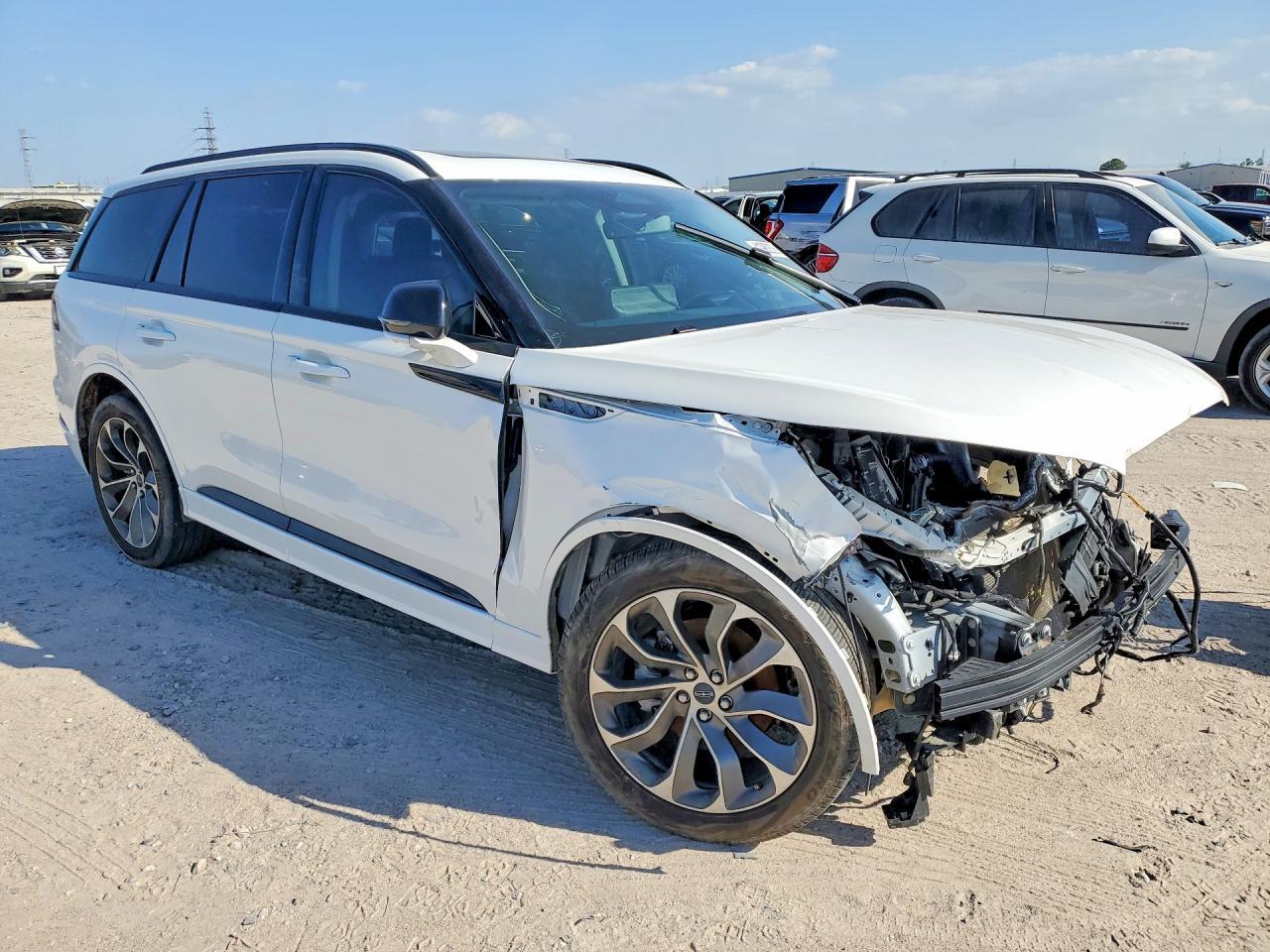 2025 Lincoln Aviator - Фото 4