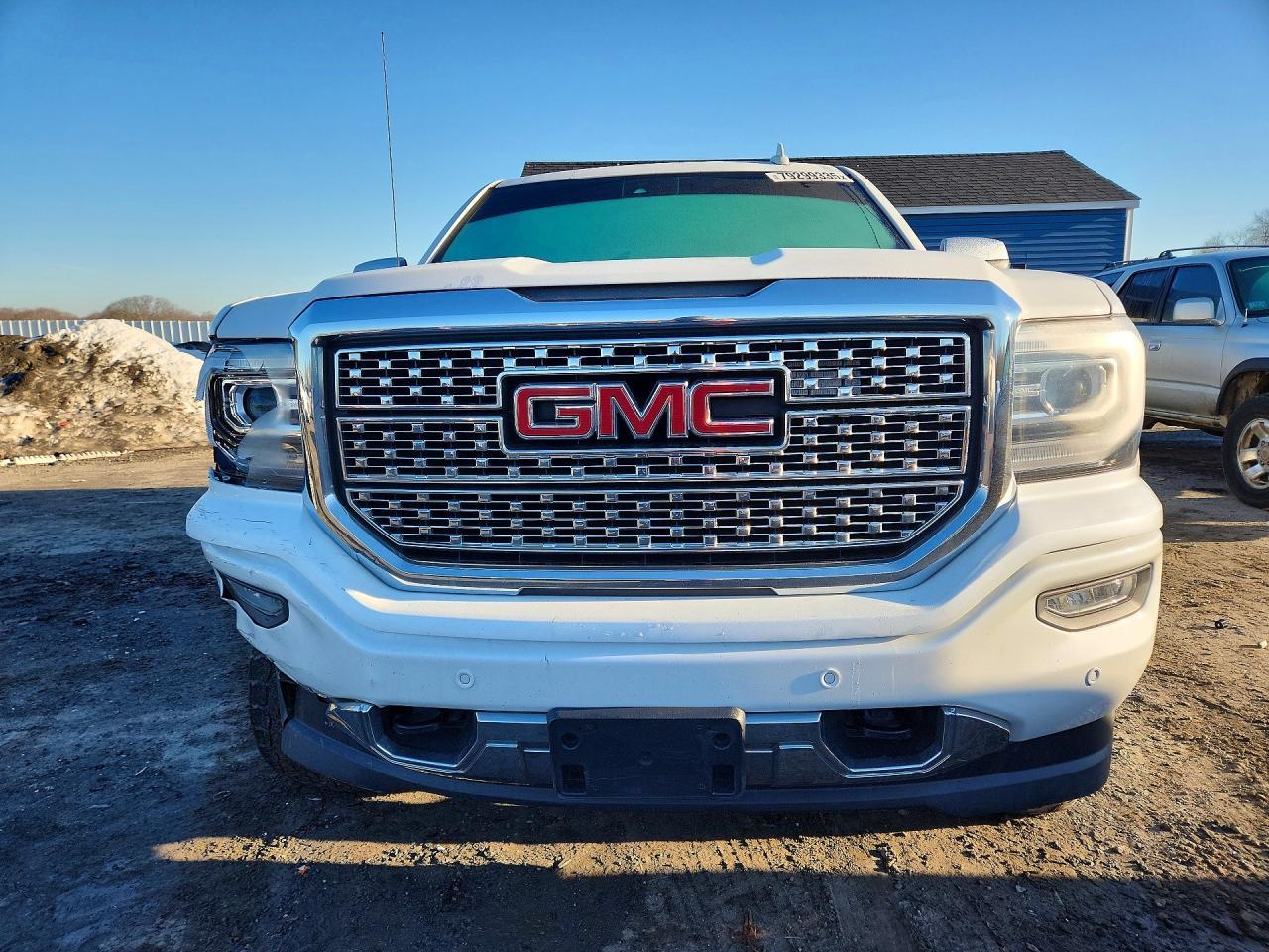 2018 GMC Sierra K1500 Denali - Image 5