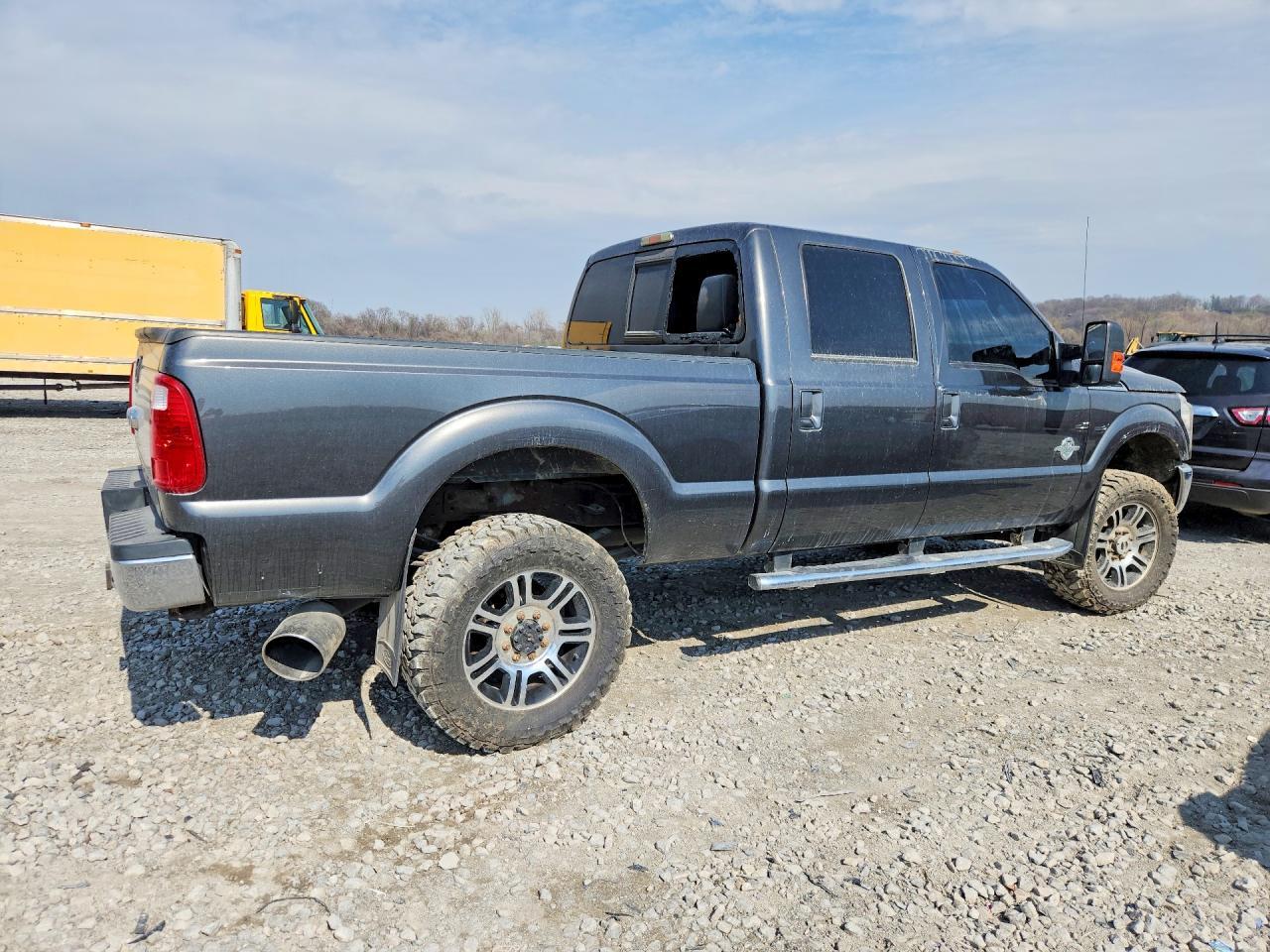 2016 Ford F350 Super Duty - Image 3
