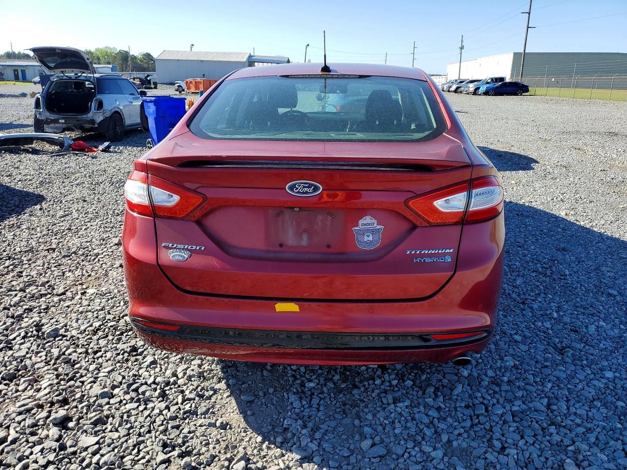 2016 Ford Fusion Titanium Hev - Фото 6