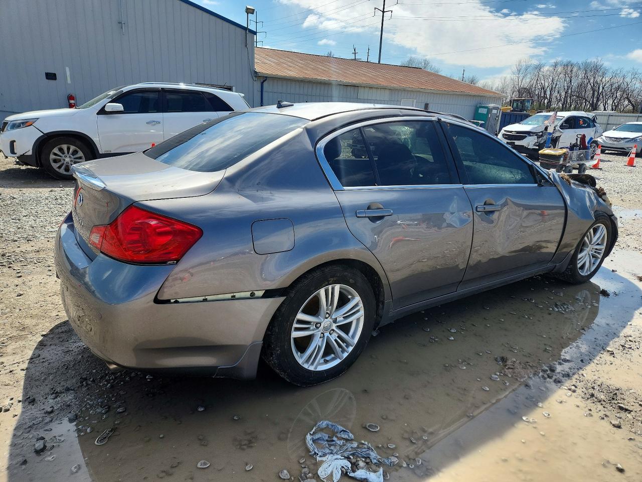 2013 Infiniti G37 Sedan X - Image 3