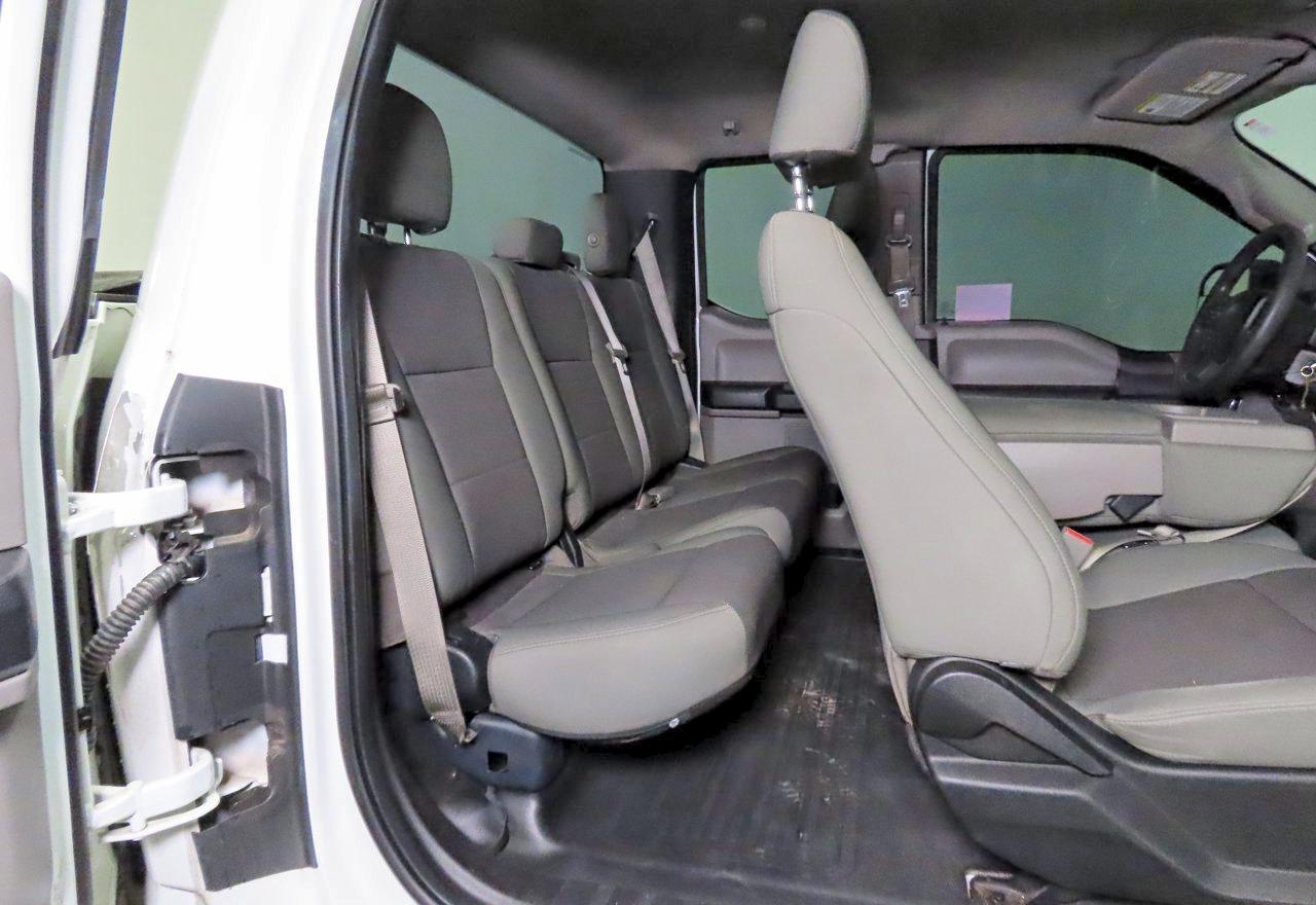 2015 Ford F150 Super Cab - Фото 6