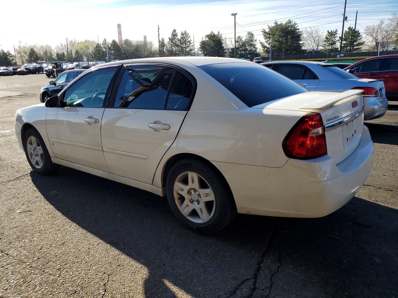2007 Chevrolet Malibu Lt - Image 2