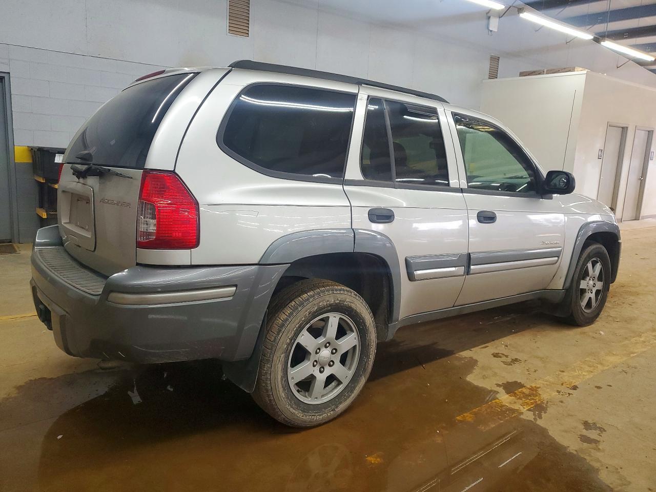 2005 Isuzu Ascender S - Фото 3
