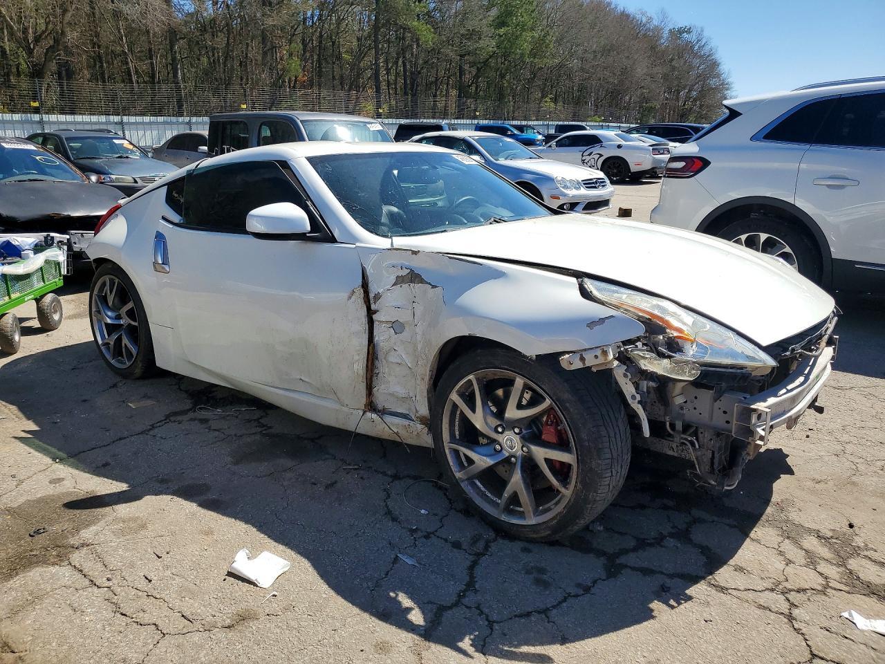 2014 Nissan 370Z Touring - Фото 4