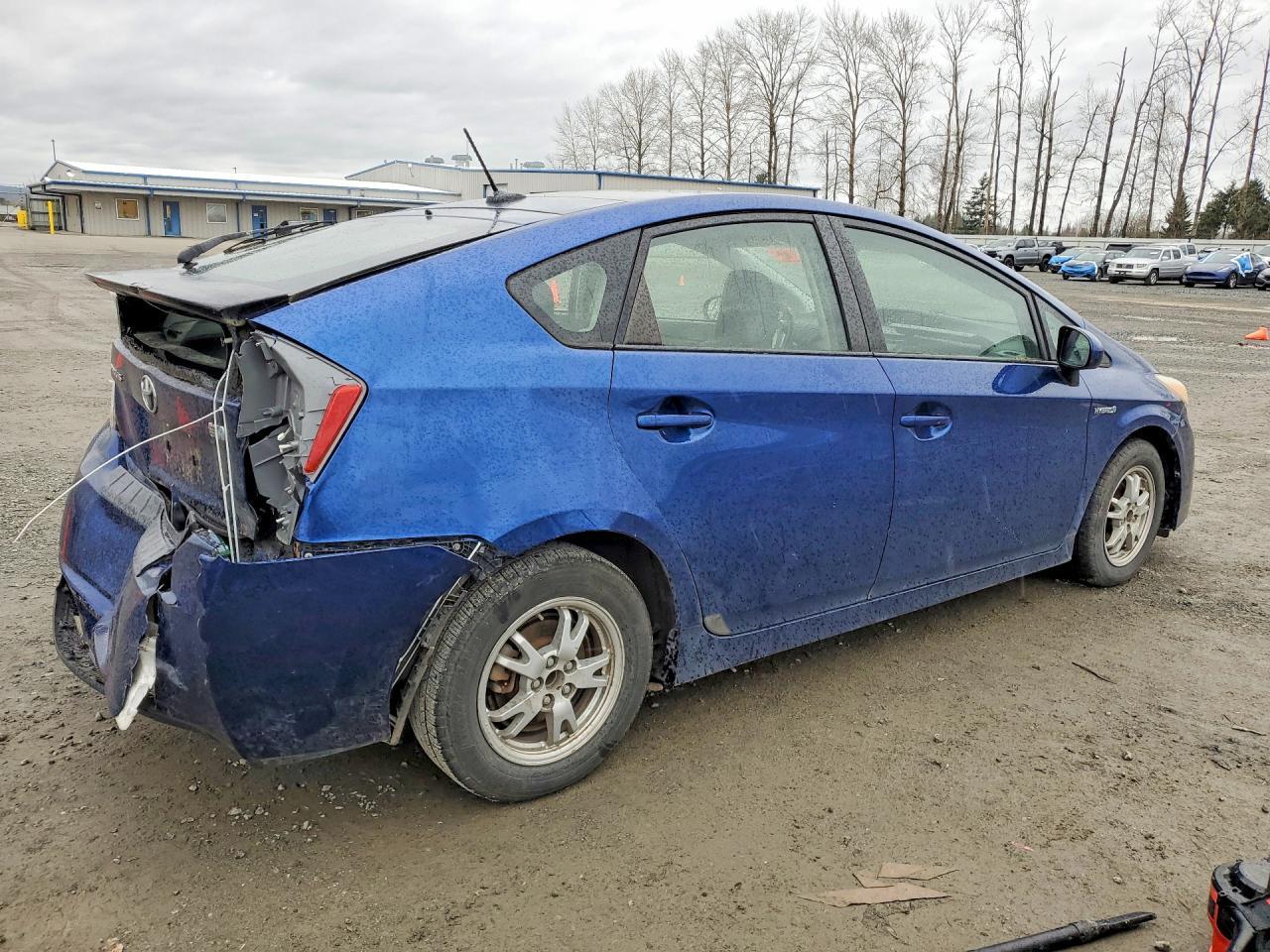 2010 Toyota Prius Iv - Фото 3