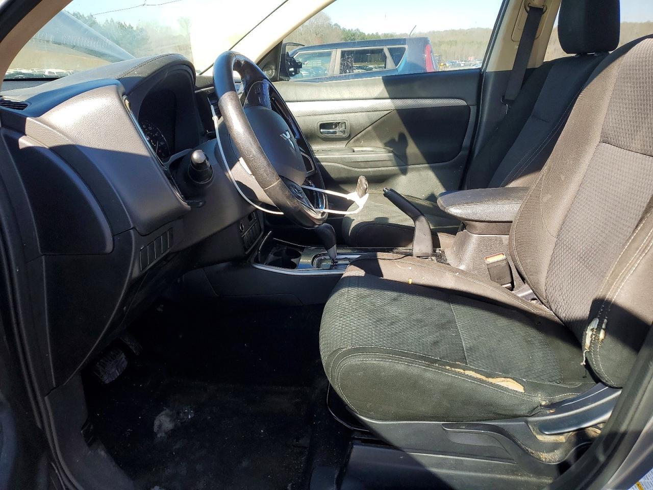 2017 Mitsubishi Outlander Se - Фото 7
