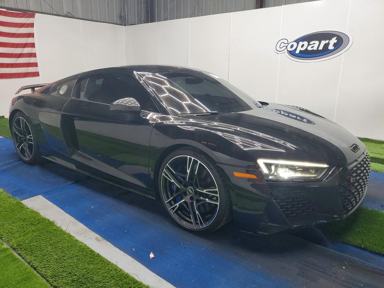 2021 Audi R8 - Фото 4