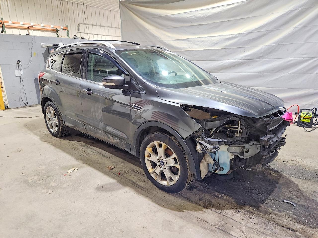 2015 Ford Escape Titanium - Фото 4