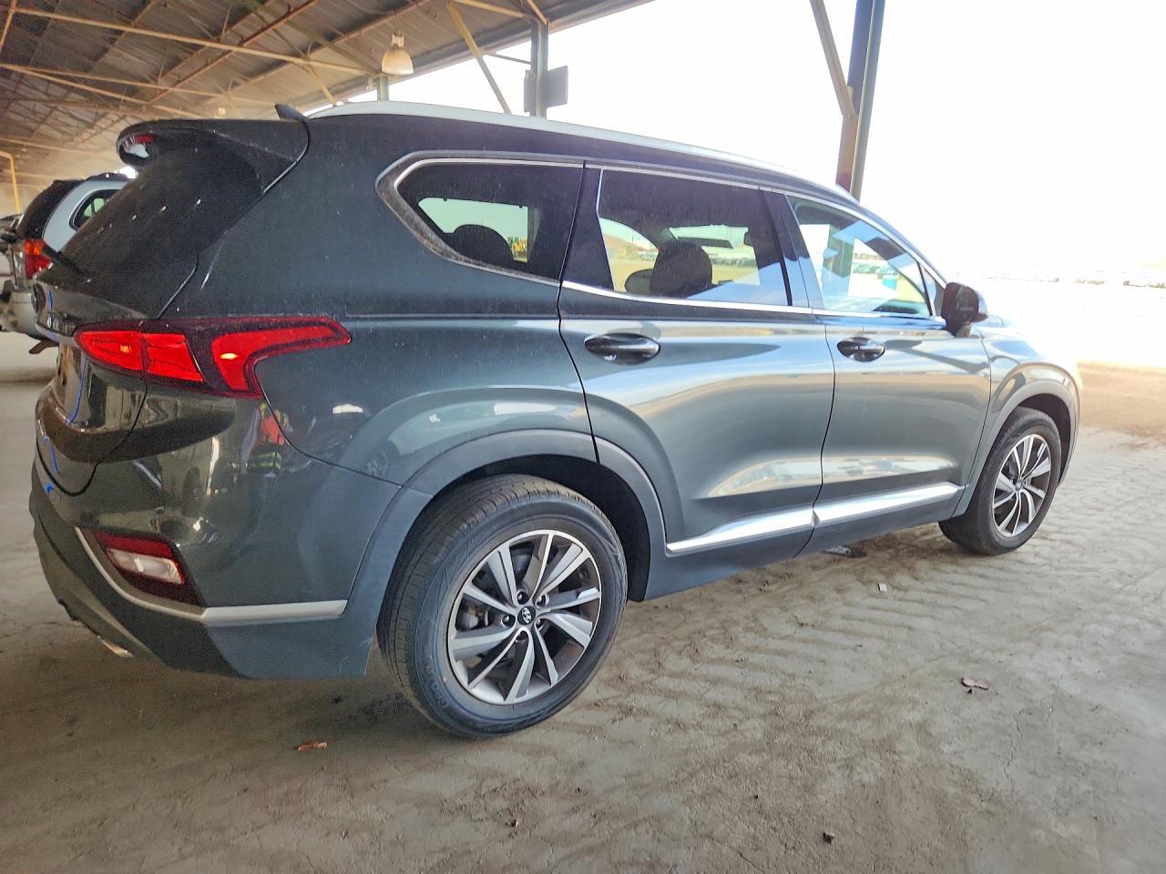 2020 Hyundai Santa Fe Sel - Image 3