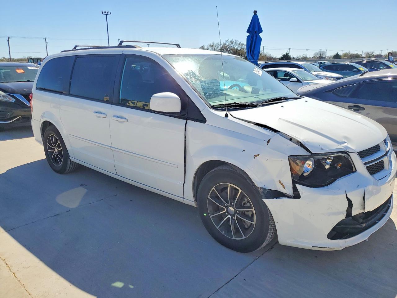 2016 Dodge Grand Caravan R - Фото 4