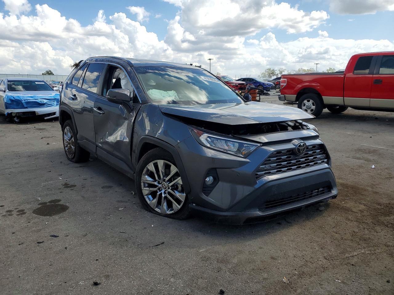 2021 Toyota Rav4 Limited - Фото 4