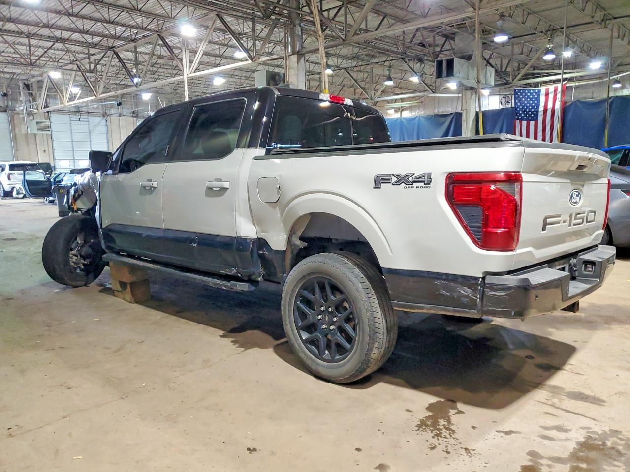 2024 Ford F150 Xlt - Фото 2