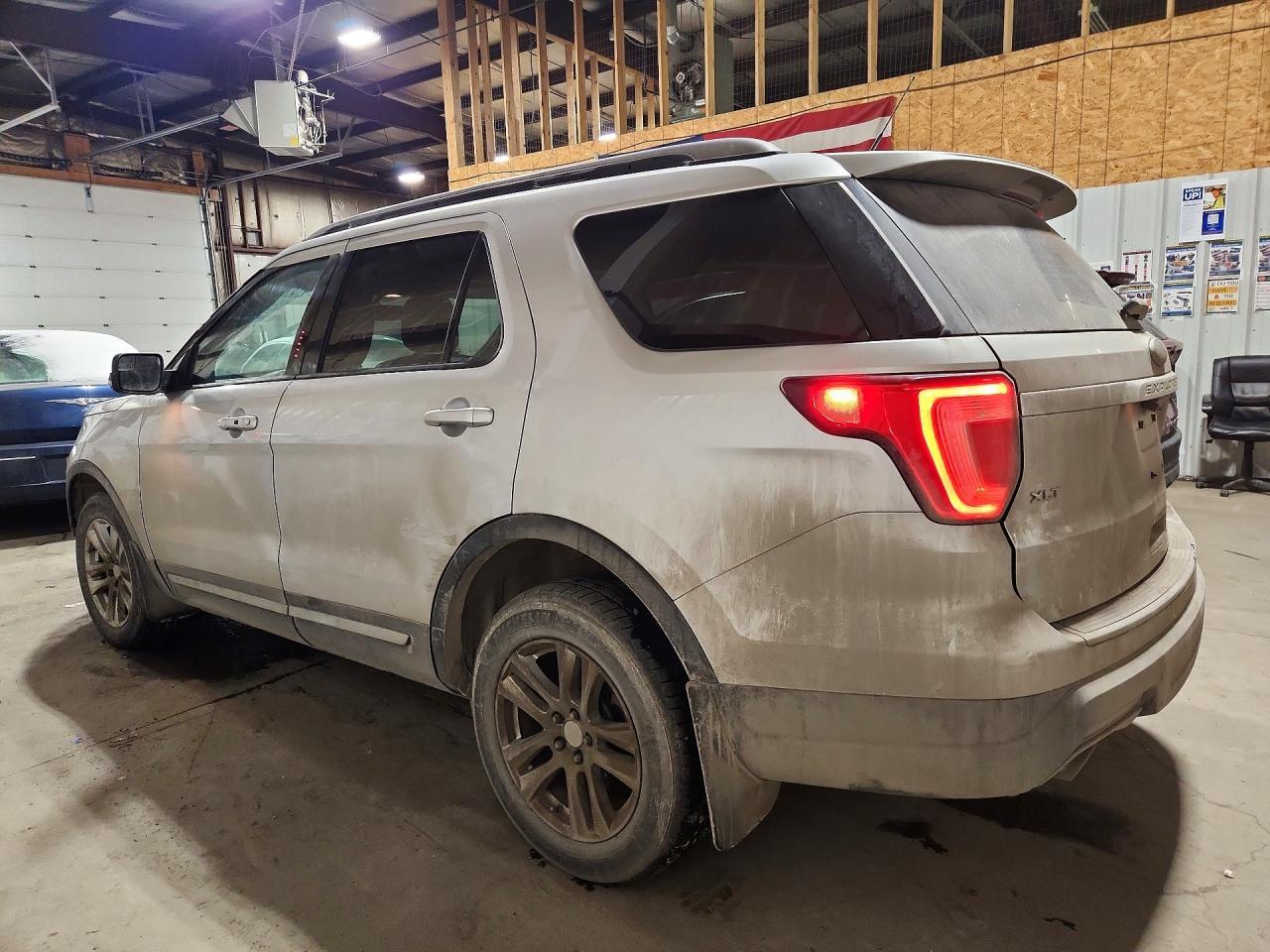 2018 Ford Explorer - Фото 2