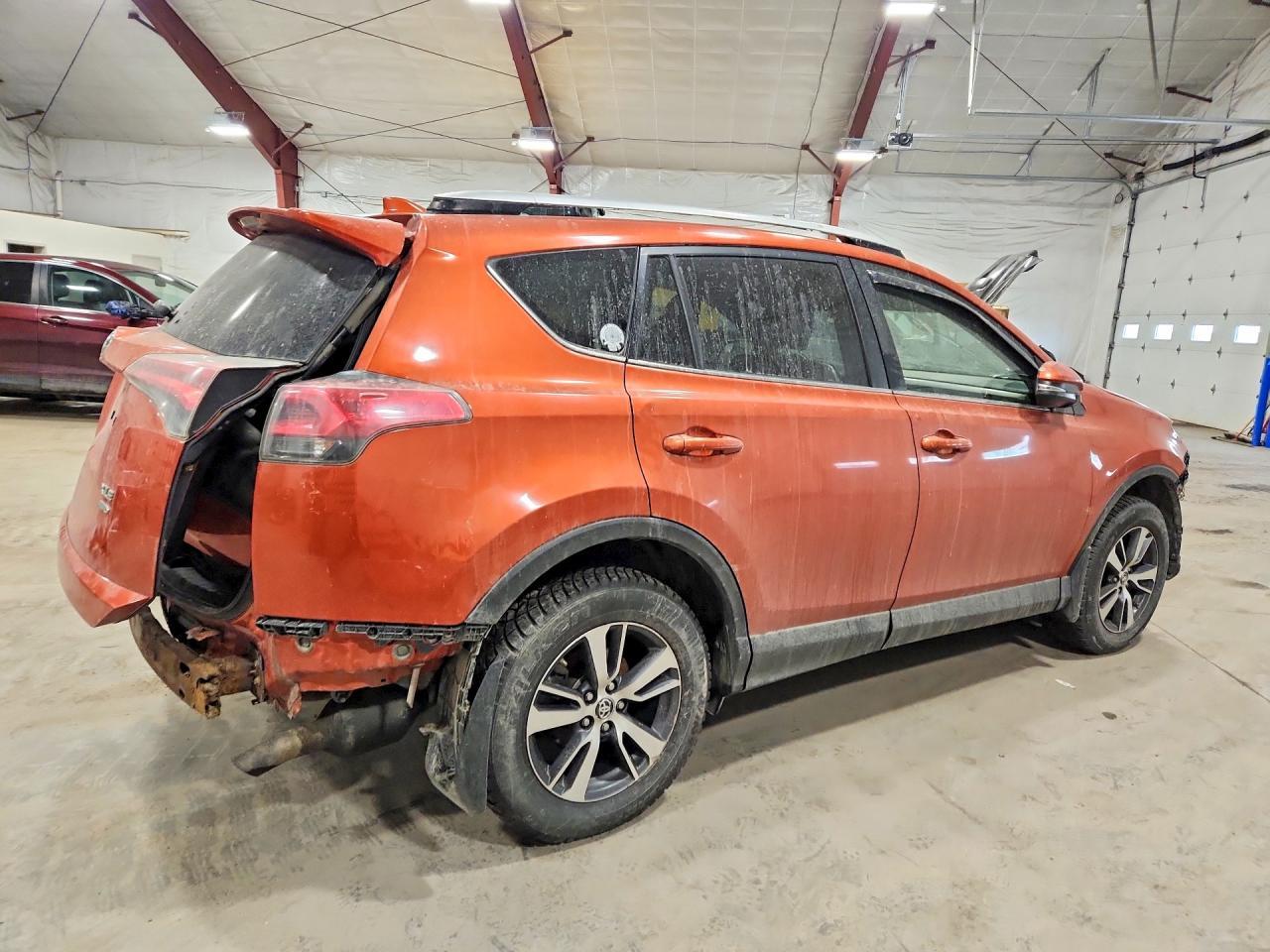 2016 Toyota Rav4 Xle - Image 3