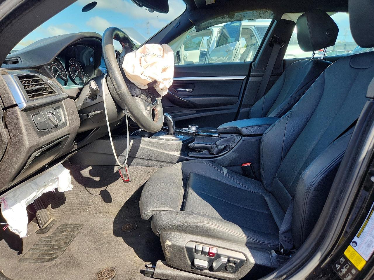 2018 BMW 330 Xigt - Image 7