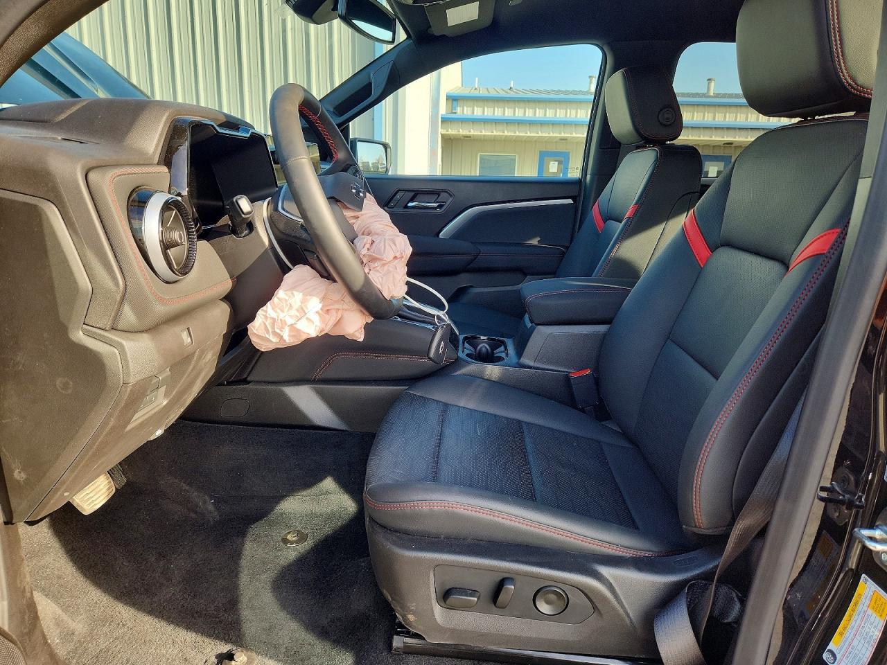2026 Chevrolet Colorado Z71 - Image 7