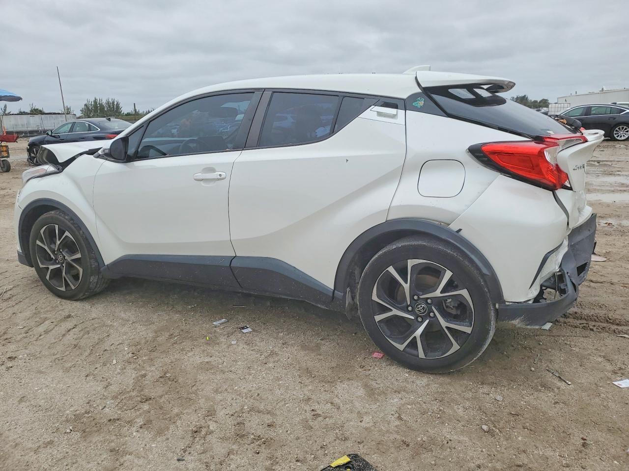 2019 Toyota C-Hr Xle - Фото 2