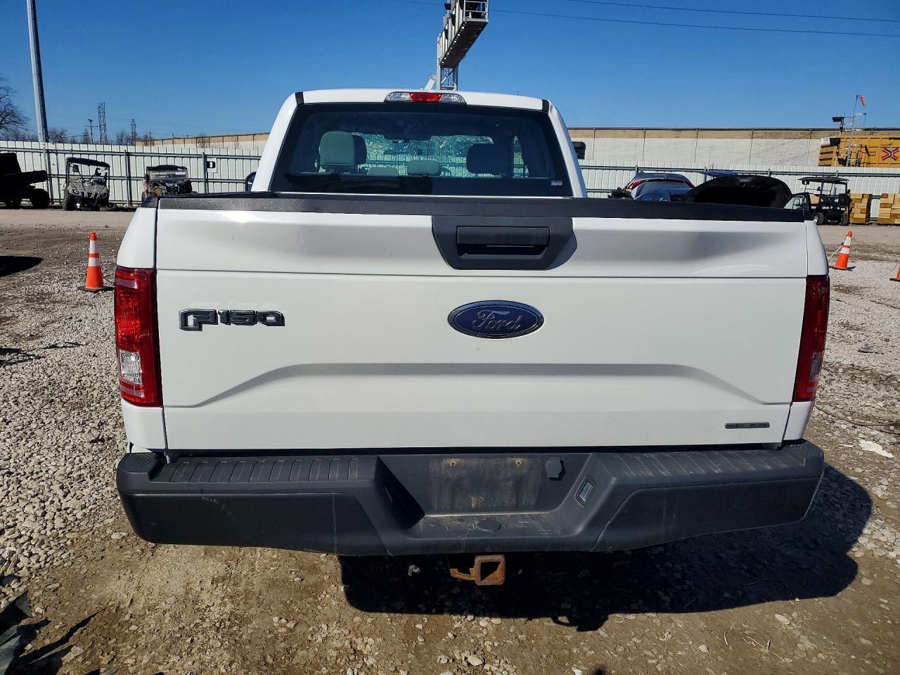 2016 Ford F150 Super Cab - Фото 6