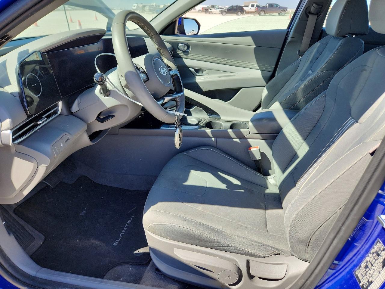 2024 Hyundai Elantra Sel - Image 7