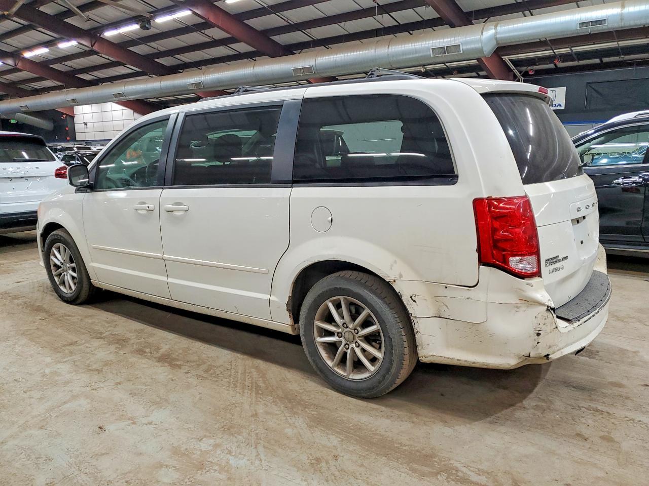 2013 Dodge Grand Caravan Sxt - Image 2