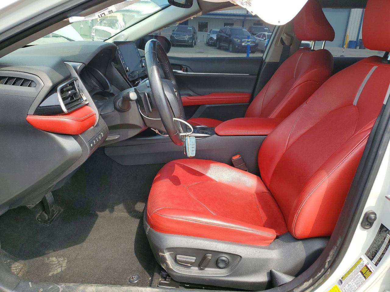 2022 Toyota Camry Xse V6 - Image 7