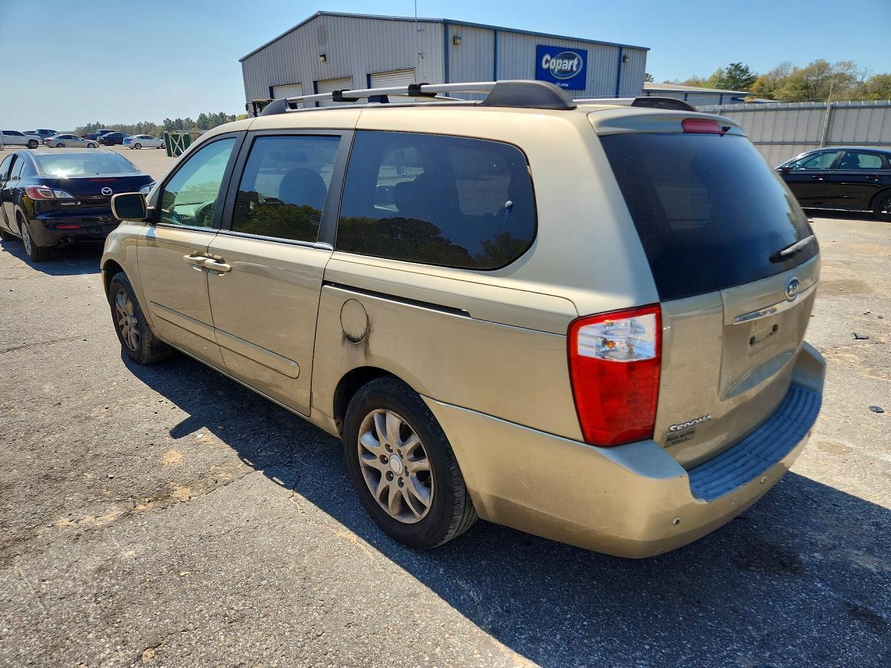 2006 Kia Sedona - Фото 2