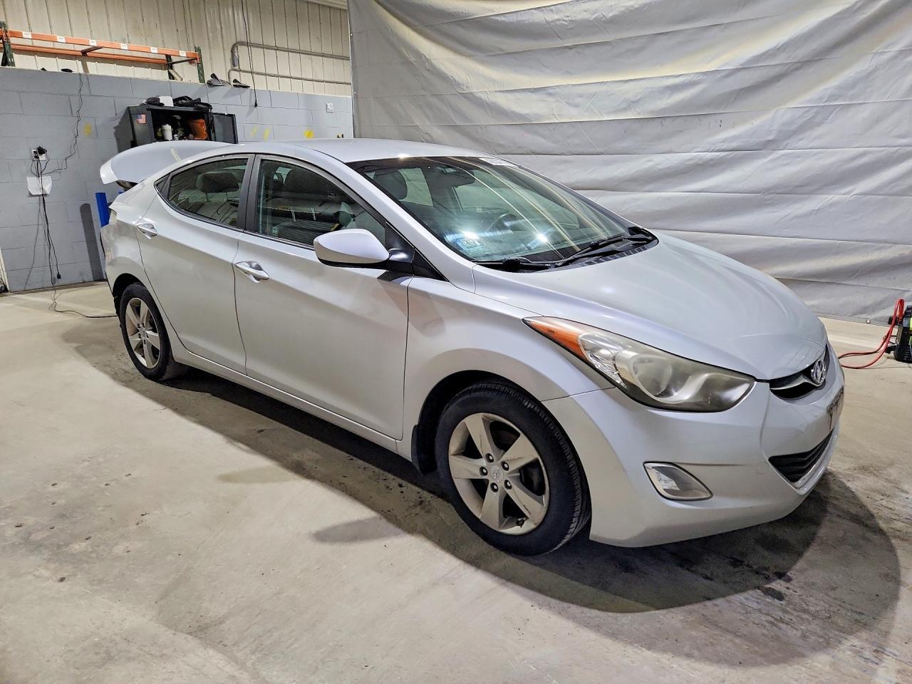 2013 Hyundai Elantra Gls - Фото 4