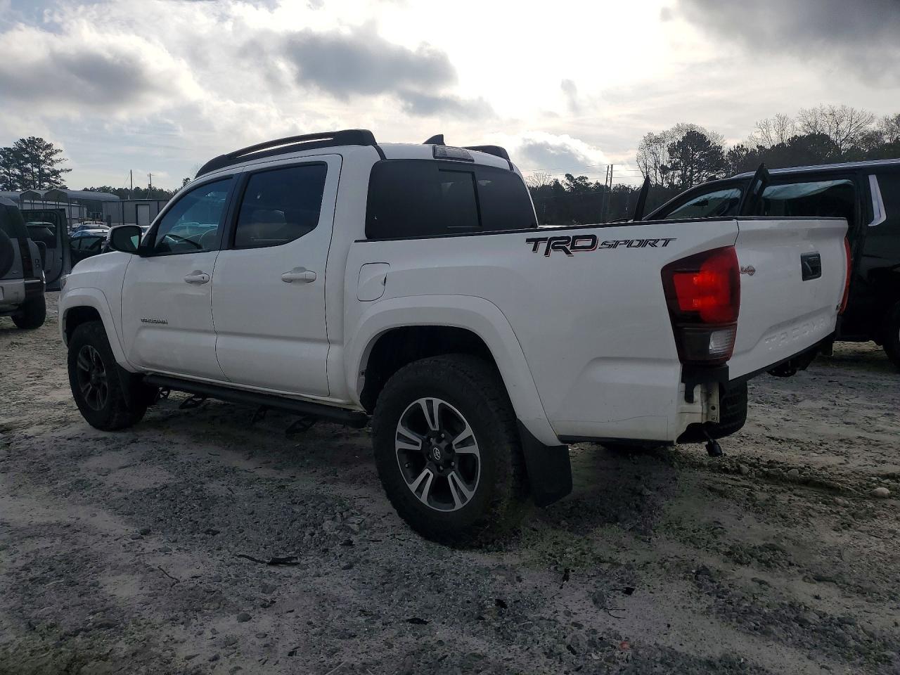 2018 Toyota Tacoma Trd Sport - Фото 2