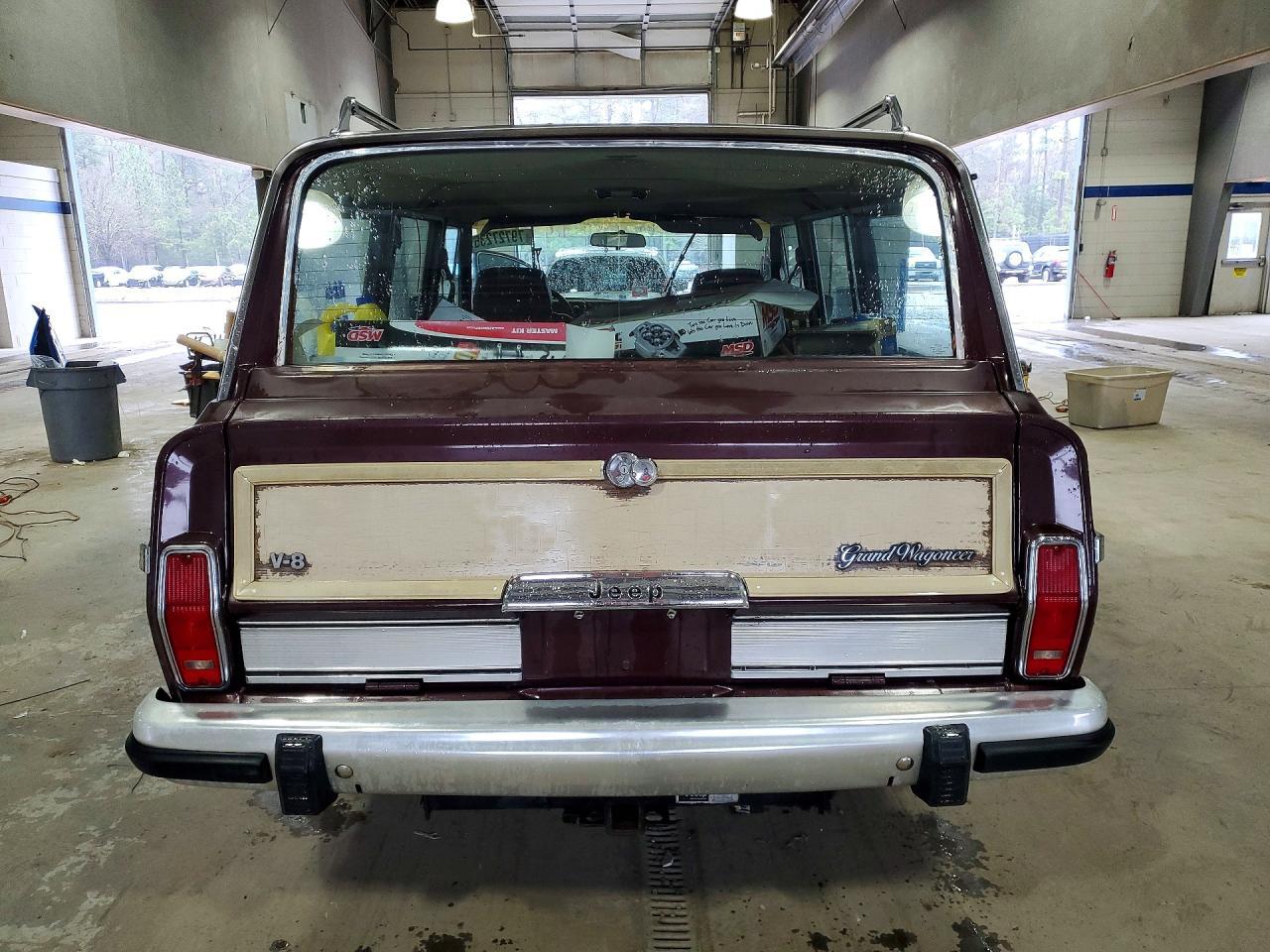 1988 Jeep Grand Wagoneer - Фото 6