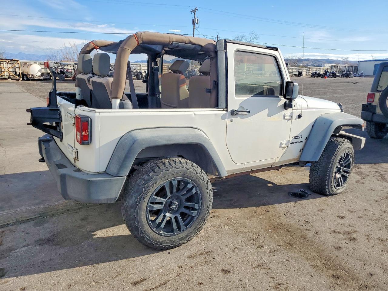 2010 Jeep Wranger - Image 3