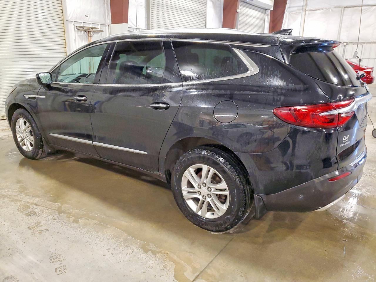 2018 Buick Enclave Premium - Фото 2